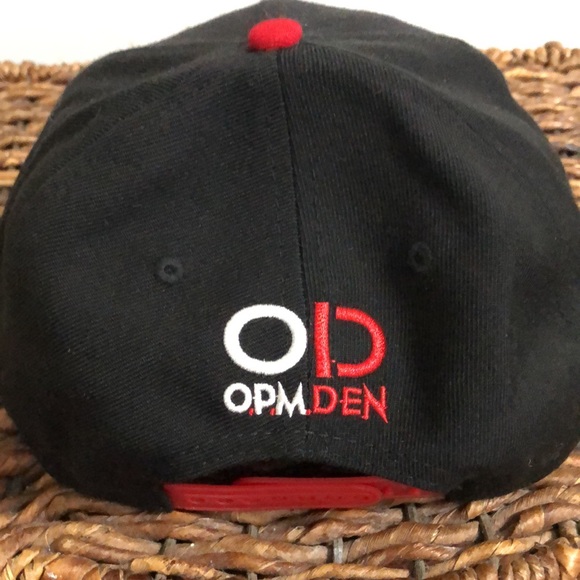 Trill SnapBack hat - Picture 2 of 4